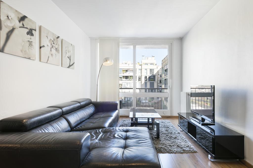 Uma Suites Bruc Barcelona Exterior foto