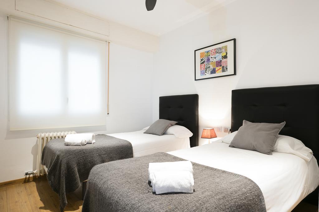 Uma Suites Bruc Barcelona Exterior foto